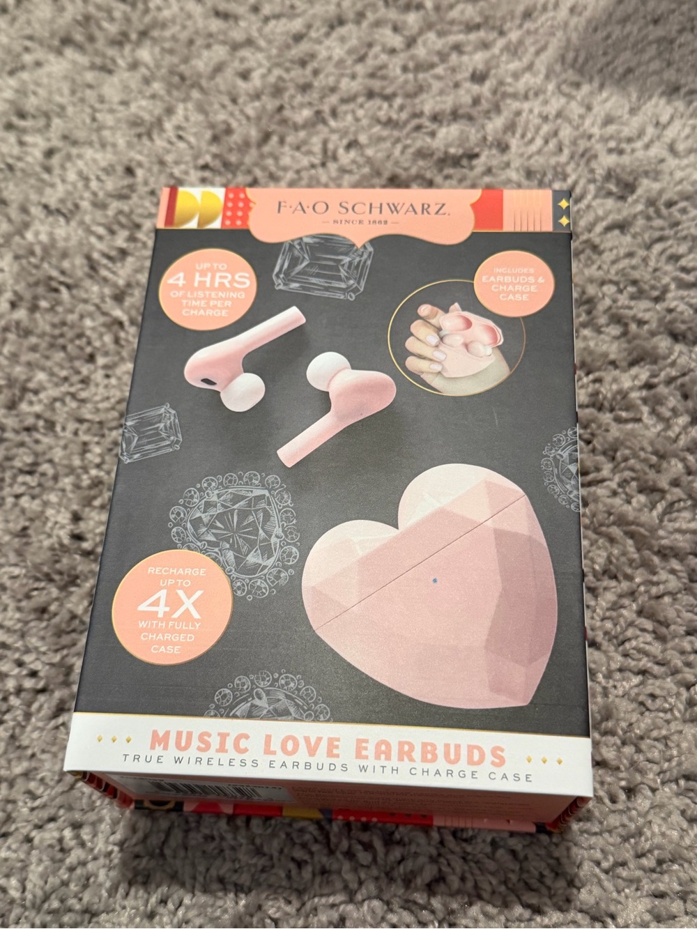 FAO Schwarz Heart-Shaped Wireless Earbuds – Light Pink
